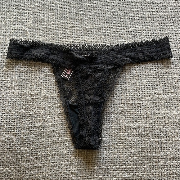 NEW VICTORIA’S SECRET Panty Bundle! - Picture 4 of 13